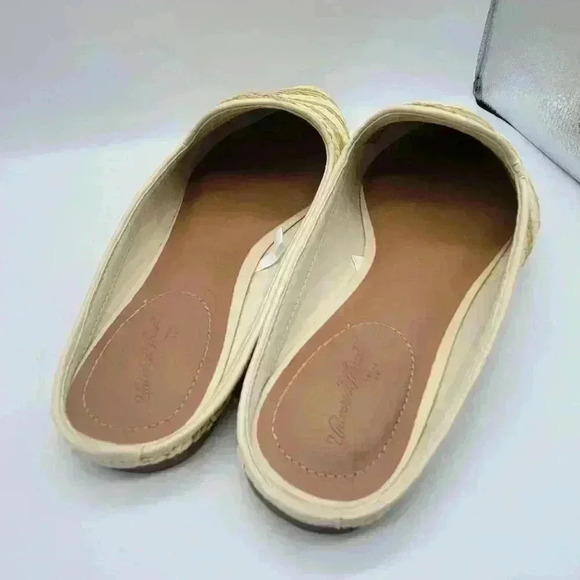 New W/O Tag Universal Thread Women's Beige & Violet Mules Memory Foam Size 8 - Picture 4 of 8